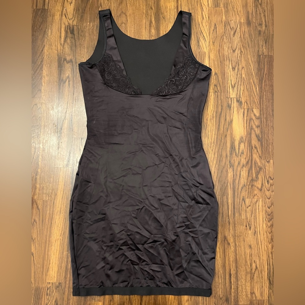 Maidenform size XL black shapewear dress